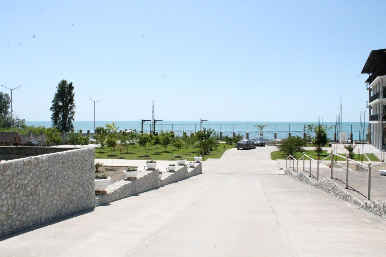 Hotel Black Sea Σουχούμι Εξωτερικό φωτογραφία